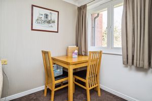 DINING AREA- click for photo gallery